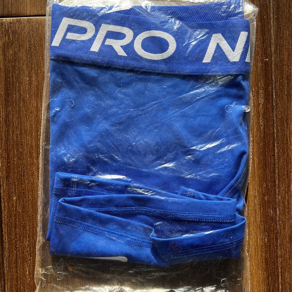 Nike Pro Women’s 3” Shorts - Picture 5 of 6
